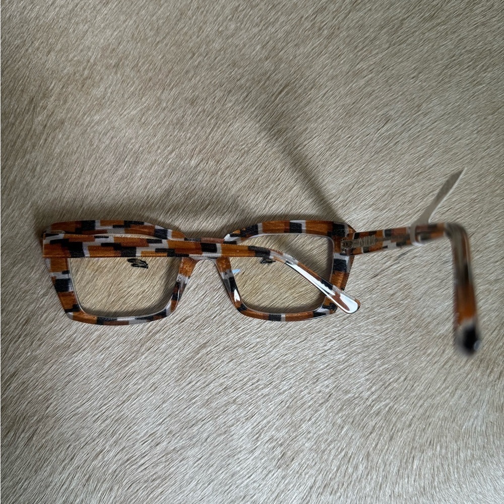 NWT Onirico frames-Well it’s your lucky day… - Picture 5 of 8
